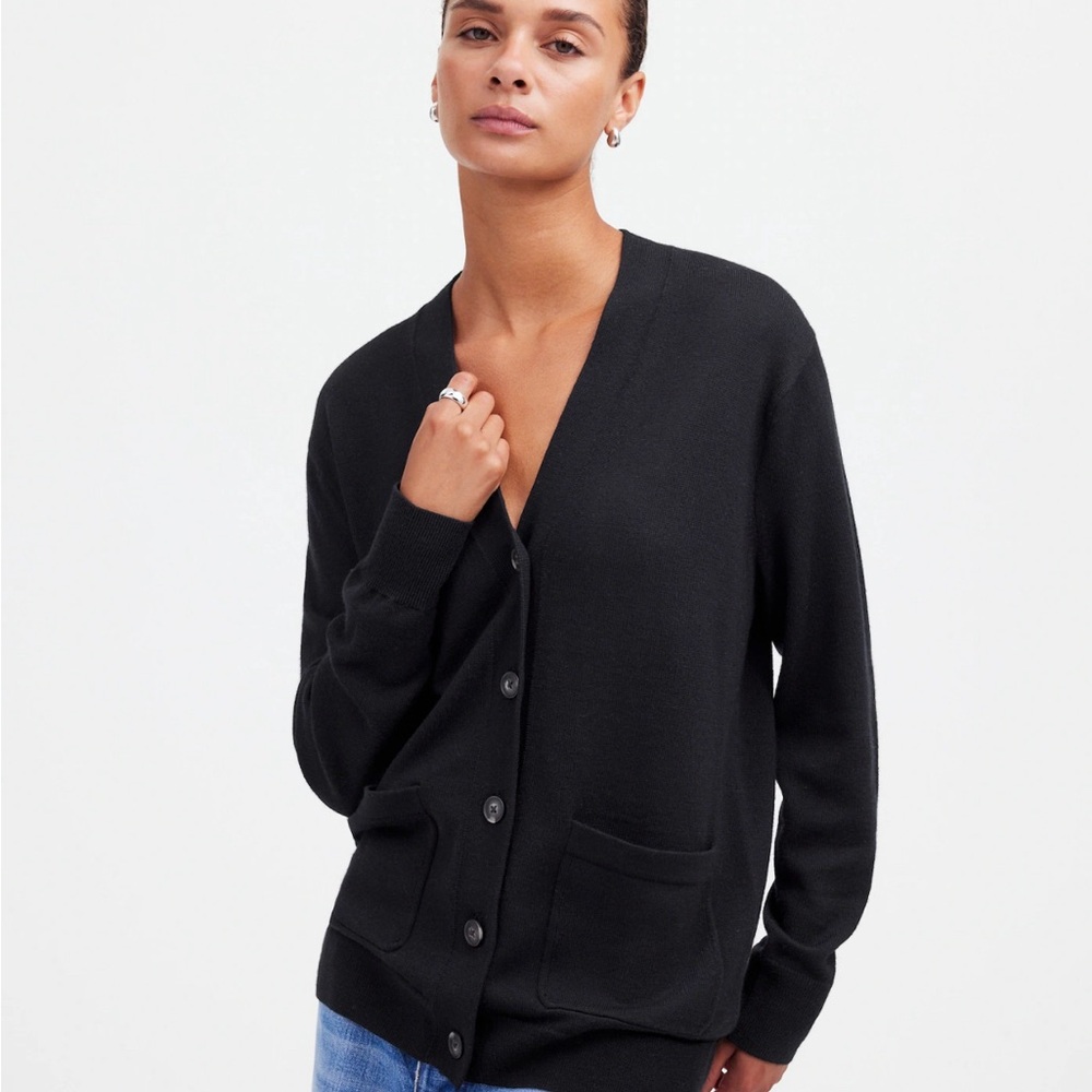 Merino Wool Boyfriend Cardigan XS Black